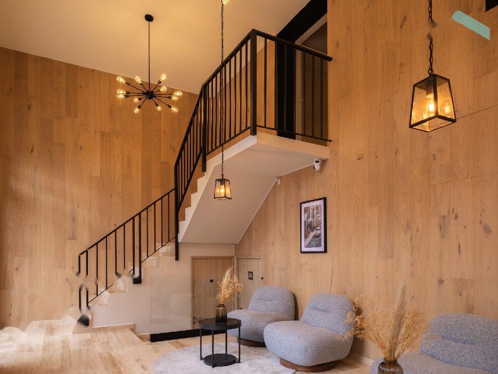 Lobby, Serapio Rendón 21