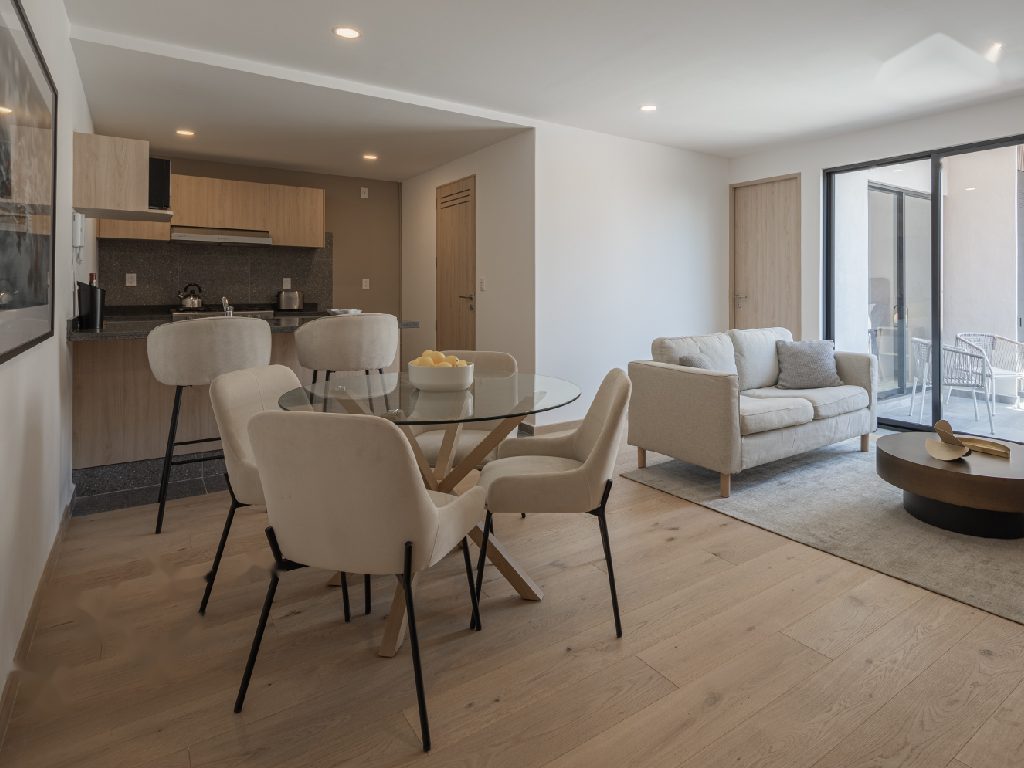Sala-comedor, Serapio Rendón 21